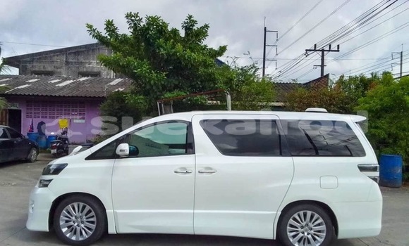 ซื้อ รถมือสอง Toyota Alphard ขาว รถยนต์ ใน %{เมือง} ใน กรุงเทพมหานคร ซื้อ รถมือสอง Toyota Alphard ขาว รถยนต์ ใน %{เมือง} ใน กรุงเทพมหานคร