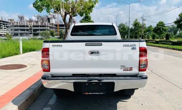 ซื้อ รถมือสอง Toyota Hiluxe VIGO ขาว รถยนต์ ใน %{เมือง} ใน กรุงเทพมหานคร ซื้อ รถมือสอง Toyota Hiluxe VIGO ขาว รถยนต์ ใน %{เมือง} ใน กรุงเทพมหานคร