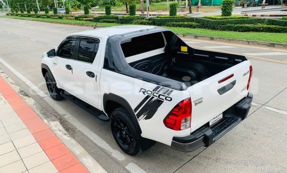 ซื้อ รถมือสอง Toyota Hiluxe Revo ขาว รถยนต์ ใน %{เมือง} ใน กรุงเทพมหานคร ซื้อ รถมือสอง Toyota Hiluxe Revo ขาว รถยนต์ ใน %{เมือง} ใน กรุงเทพมหานคร