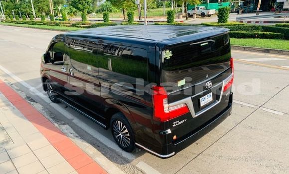 ซื้อ รถมือสอง Toyota Crown Majesta สีดำ รถยนต์ ใน %{เมือง} ใน กรุงเทพมหานคร ซื้อ รถมือสอง Toyota Crown Majesta สีดำ รถยนต์ ใน %{เมือง} ใน กรุงเทพมหานคร