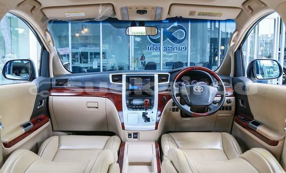 Buy Used Toyota Alphard White Car in Bangkok in Bangkok Buy Used Toyota Alphard White Car in Bangkok in Bangkok