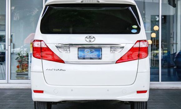 Buy Used Toyota Alphard White Car in Bangkok in Bangkok Buy Used Toyota Alphard White Car in Bangkok in Bangkok