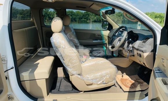 Buy Used Toyota Hiluxe VIGO White Car in Bangkok in Bangkok Buy Used Toyota Hiluxe VIGO White Car in Bangkok in Bangkok