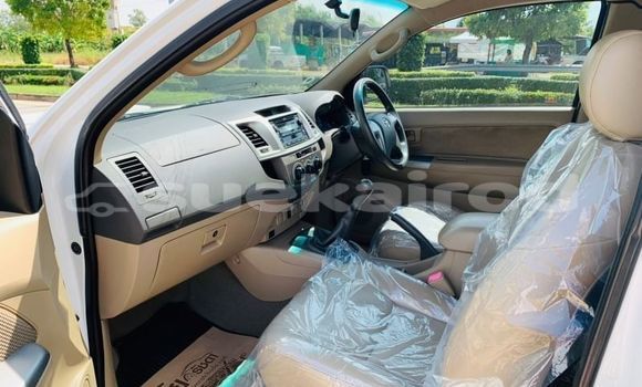 Buy Used Toyota Hiluxe VIGO White Car in Bangkok in Bangkok Buy Used Toyota Hiluxe VIGO White Car in Bangkok in Bangkok