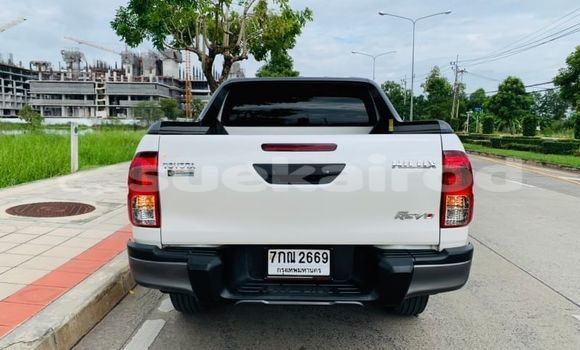 Buy Used Toyota Hiluxe Revo White Car in Bangkok in Bangkok Buy Used Toyota Hiluxe Revo White Car in Bangkok in Bangkok