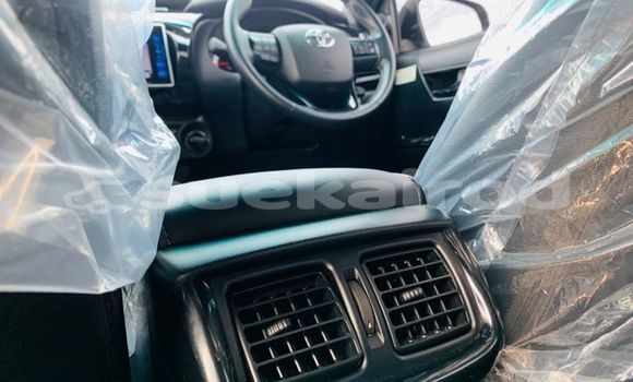 Buy Used Toyota Hiluxe Revo White Car in Bangkok in Bangkok Buy Used Toyota Hiluxe Revo White Car in Bangkok in Bangkok