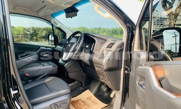 Buy Used Toyota Crown Majesta Black Car in Bangkok in Bangkok Buy Used Toyota Crown Majesta Black Car in Bangkok in Bangkok