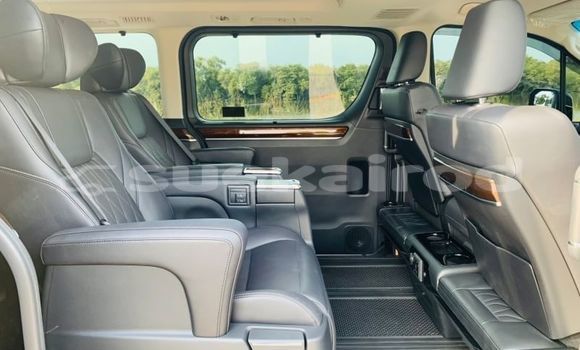 Buy Used Toyota Crown Majesta Black Car in Bangkok in Bangkok Buy Used Toyota Crown Majesta Black Car in Bangkok in Bangkok