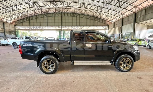 Buy Used Toyota Hiluxe VIGO Black Car in Bangkok in Bangkok Buy Used Toyota Hiluxe VIGO Black Car in Bangkok in Bangkok