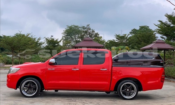 ซื้อ รถมือสอง Toyota Hiluxe VIGO สีแดง รถยนต์ ใน %{เมือง} ใน กรุงเทพมหานคร ซื้อ รถมือสอง Toyota Hiluxe VIGO สีแดง รถยนต์ ใน %{เมือง} ใน กรุงเทพมหานคร