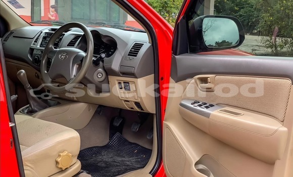 ซื้อ รถมือสอง Toyota Hiluxe VIGO สีแดง รถยนต์ ใน %{เมือง} ใน กรุงเทพมหานคร ซื้อ รถมือสอง Toyota Hiluxe VIGO สีแดง รถยนต์ ใน %{เมือง} ใน กรุงเทพมหานคร