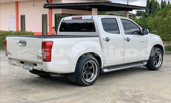 Buy Used Isuzu D-Max White Car in Bangkok in Bangkok Buy Used Isuzu D-Max White Car in Bangkok in Bangkok