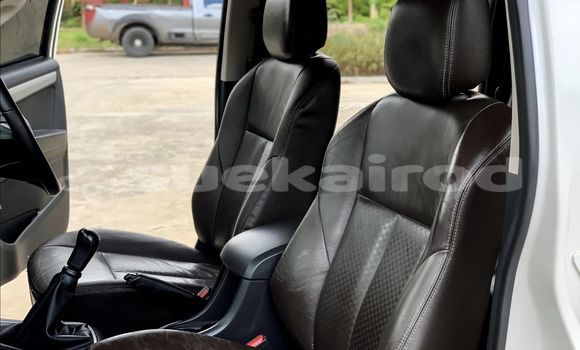 Buy Used Isuzu D-Max White Car in Bangkok in Bangkok Buy Used Isuzu D-Max White Car in Bangkok in Bangkok