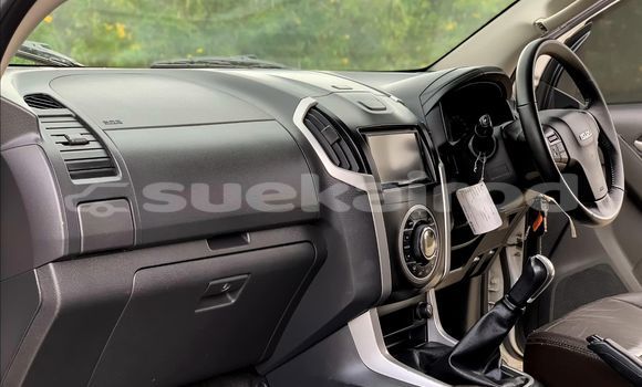 Buy Used Isuzu D-Max White Car in Bangkok in Bangkok Buy Used Isuzu D-Max White Car in Bangkok in Bangkok