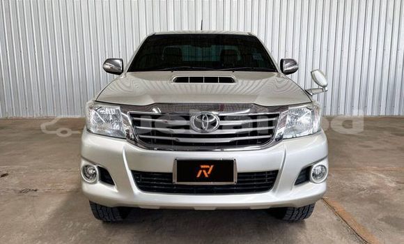Buy Used Toyota Hiluxe VIGO Silver Car in Bangkok in Bangkok Buy Used Toyota Hiluxe VIGO Silver Car in Bangkok in Bangkok