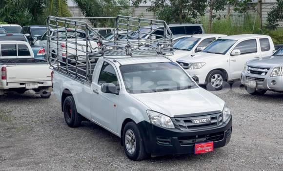 Buy Used Isuzu D-Max White Car in Bangkok in Bangkok Buy Used Isuzu D-Max White Car in Bangkok in Bangkok