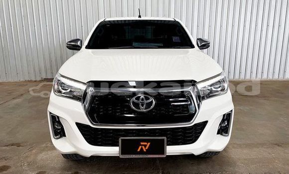 Buy Used Toyota Hiluxe Revo White Car in Bangkok in Bangkok Buy Used Toyota Hiluxe Revo White Car in Bangkok in Bangkok