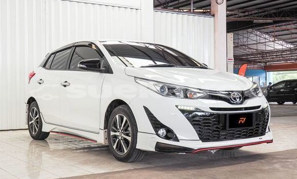 Buy Used Toyota Yaris White Car in Bangkok in Bangkok