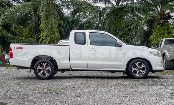 Buy Used Toyota Vigo White Car in Bangkok in Bangkok Buy Used Toyota Vigo White Car in Bangkok in Bangkok