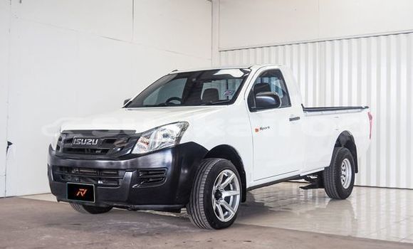 Buy Used Isuzu D-Max White Car in Bangkok in Bangkok Buy Used Isuzu D-Max White Car in Bangkok in Bangkok