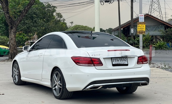Buy Used Mercedes-Benz E200 White Car in Bangkok in Bangkok Buy Used Mercedes-Benz E200 White Car in Bangkok in Bangkok
