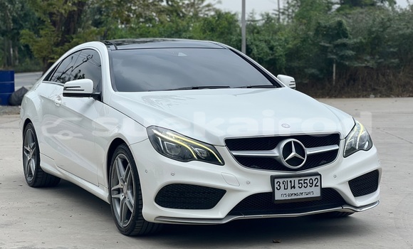 Buy Used Mercedes-Benz E200 White Car in Bangkok in Bangkok Buy Used Mercedes-Benz E200 White Car in Bangkok in Bangkok