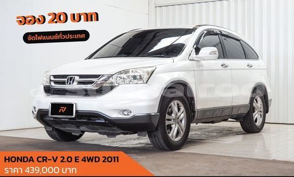 Buy Used Honda CR-V White Car in Bangkok in Bangkok Buy Used Honda CR-V White Car in Bangkok in Bangkok