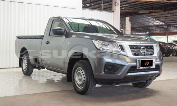 ซื้อ รถมือสอง Nissan Navara เงิน รถยนต์ ใน %{เมือง} ใน กรุงเทพมหานคร