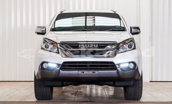 Buy Used Isuzu MU-X White Car in Bangkok in Bangkok Buy Used Isuzu MU-X White Car in Bangkok in Bangkok