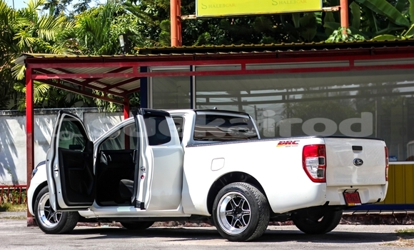 Buy Used Ford Ranger White Car in Bangkok in Bangkok Buy Used Ford Ranger White Car in Bangkok in Bangkok