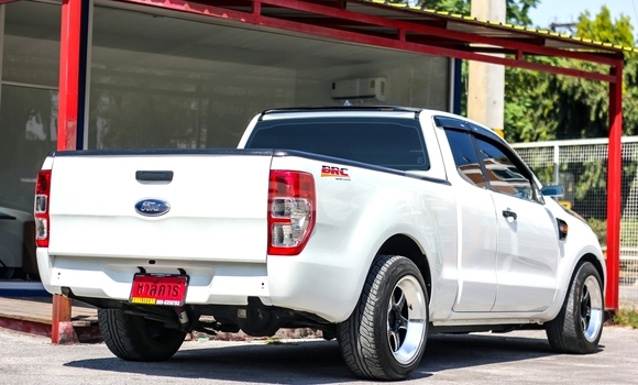 Buy Used Ford Ranger White Car in Bangkok in Bangkok Buy Used Ford Ranger White Car in Bangkok in Bangkok
