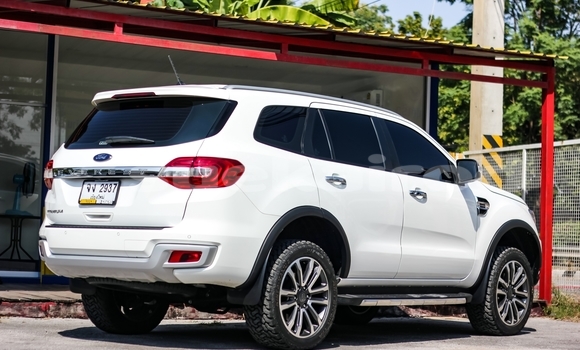 Buy Used Ford Everest White Car in Bangkok in Bangkok Buy Used Ford Everest White Car in Bangkok in Bangkok