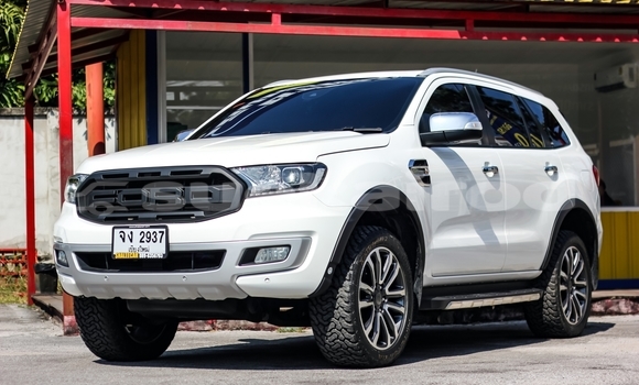 Buy Used Ford Everest White Car in Bangkok in Bangkok Buy Used Ford Everest White Car in Bangkok in Bangkok