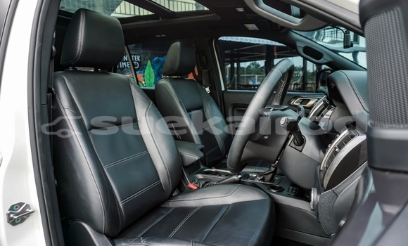 Buy Used Ford Everest White Car in Bangkok in Bangkok Buy Used Ford Everest White Car in Bangkok in Bangkok