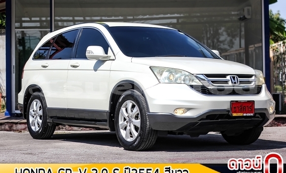 Buy Used Honda CR-V White Car in Bangkok in Bangkok