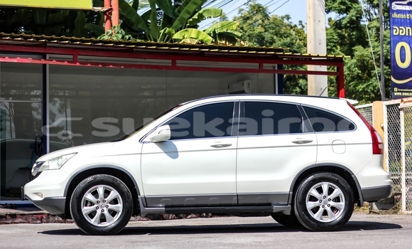 Buy Used Honda CR-V White Car in Bangkok in Bangkok Buy Used Honda CR-V White Car in Bangkok in Bangkok