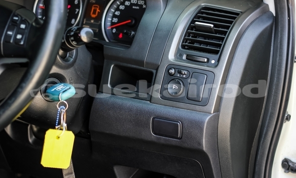 Buy Used Honda CR-V White Car in Bangkok in Bangkok Buy Used Honda CR-V White Car in Bangkok in Bangkok