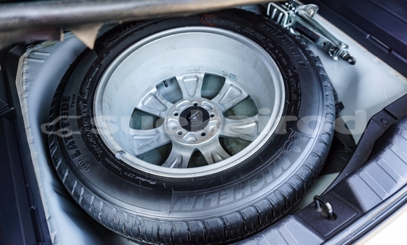 Buy Used Honda CR-V White Car in Bangkok in Bangkok Buy Used Honda CR-V White Car in Bangkok in Bangkok