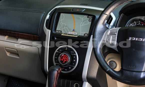 Buy Used Isuzu MU-X Brown Car in Bangkok in Bangkok Buy Used Isuzu MU-X Brown Car in Bangkok in Bangkok