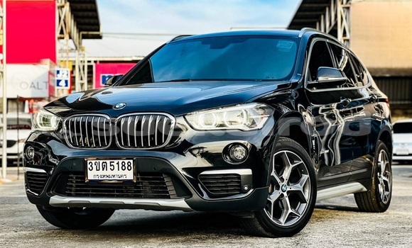 Buy Used BMW X1 Black Car in Bangkok in Bangkok