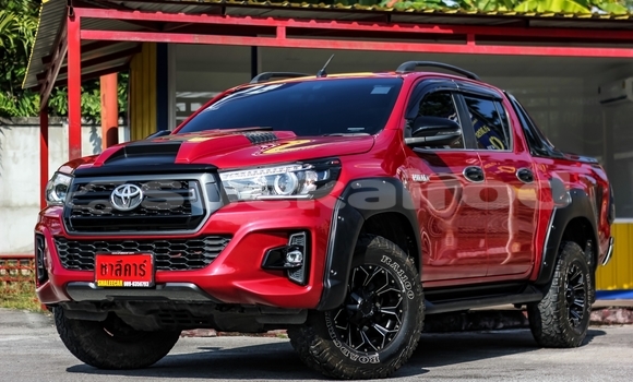 Buy Used Toyota Hiluxe Revo Red Car in Bangkok in Bangkok Buy Used Toyota Hiluxe Revo Red Car in Bangkok in Bangkok