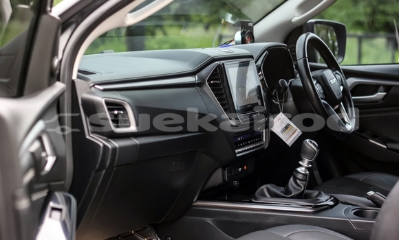 Buy Used Isuzu D-Max Black Car in Bangkok in Bangkok Buy Used Isuzu D-Max Black Car in Bangkok in Bangkok