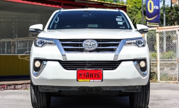 Buy Used Toyota Fortuner White Car in Bangkok in Bangkok Buy Used Toyota Fortuner White Car in Bangkok in Bangkok