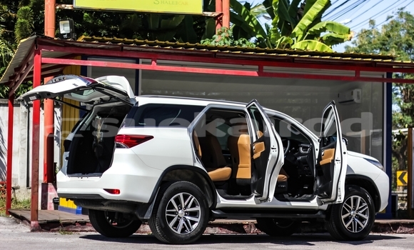 Buy Used Toyota Fortuner White Car in Bangkok in Bangkok Buy Used Toyota Fortuner White Car in Bangkok in Bangkok