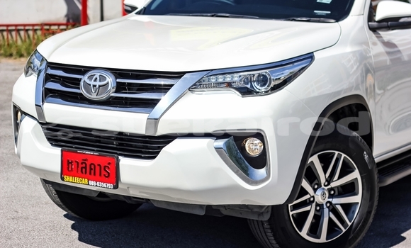 Buy Used Toyota Fortuner White Car in Bangkok in Bangkok Buy Used Toyota Fortuner White Car in Bangkok in Bangkok
