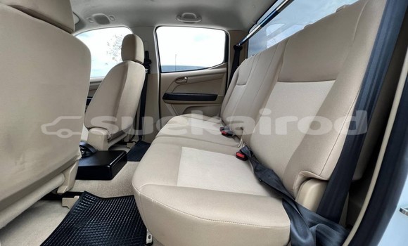 Buy Used Isuzu D–MAX White Car in Bangkok in Bangkok Buy Used Isuzu D–MAX White Car in Bangkok in Bangkok