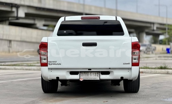 Buy Used Isuzu D–MAX White Car in Bangkok in Bangkok Buy Used Isuzu D–MAX White Car in Bangkok in Bangkok