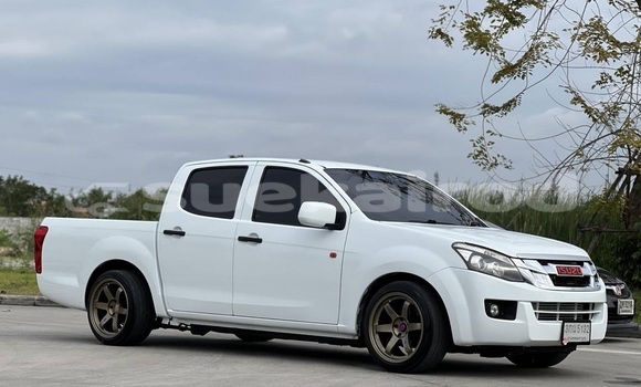 Buy Used Isuzu D–MAX White Car in Bangkok in Bangkok Buy Used Isuzu D–MAX White Car in Bangkok in Bangkok