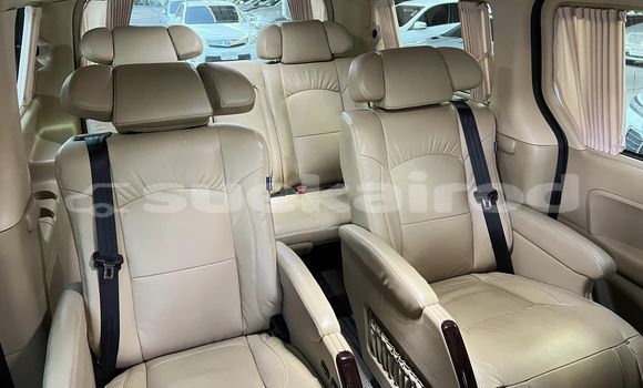 Buy Used Hyundai H1 Black Car in Bangkok in Bangkok Buy Used Hyundai H1 Black Car in Bangkok in Bangkok