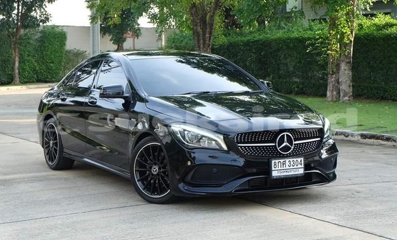 ซื้อ รถมือสอง Mercedes-Benz CLA-klasse สีดำ รถยนต์ ใน %{เมือง} ใน กรุงเทพมหานคร